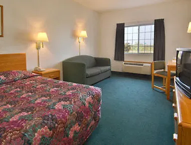 Hotel Rodeway Champaign 2*